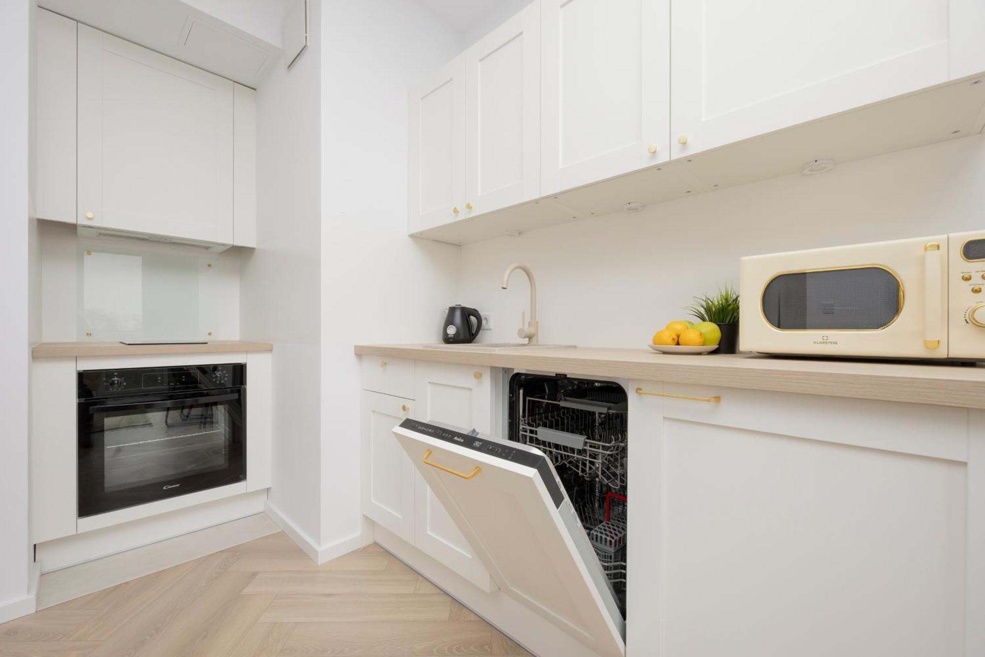 Modern Apartment With Balcony Near Aleje Jerozolimskie By Noclegi Renters Warschau Exterior foto