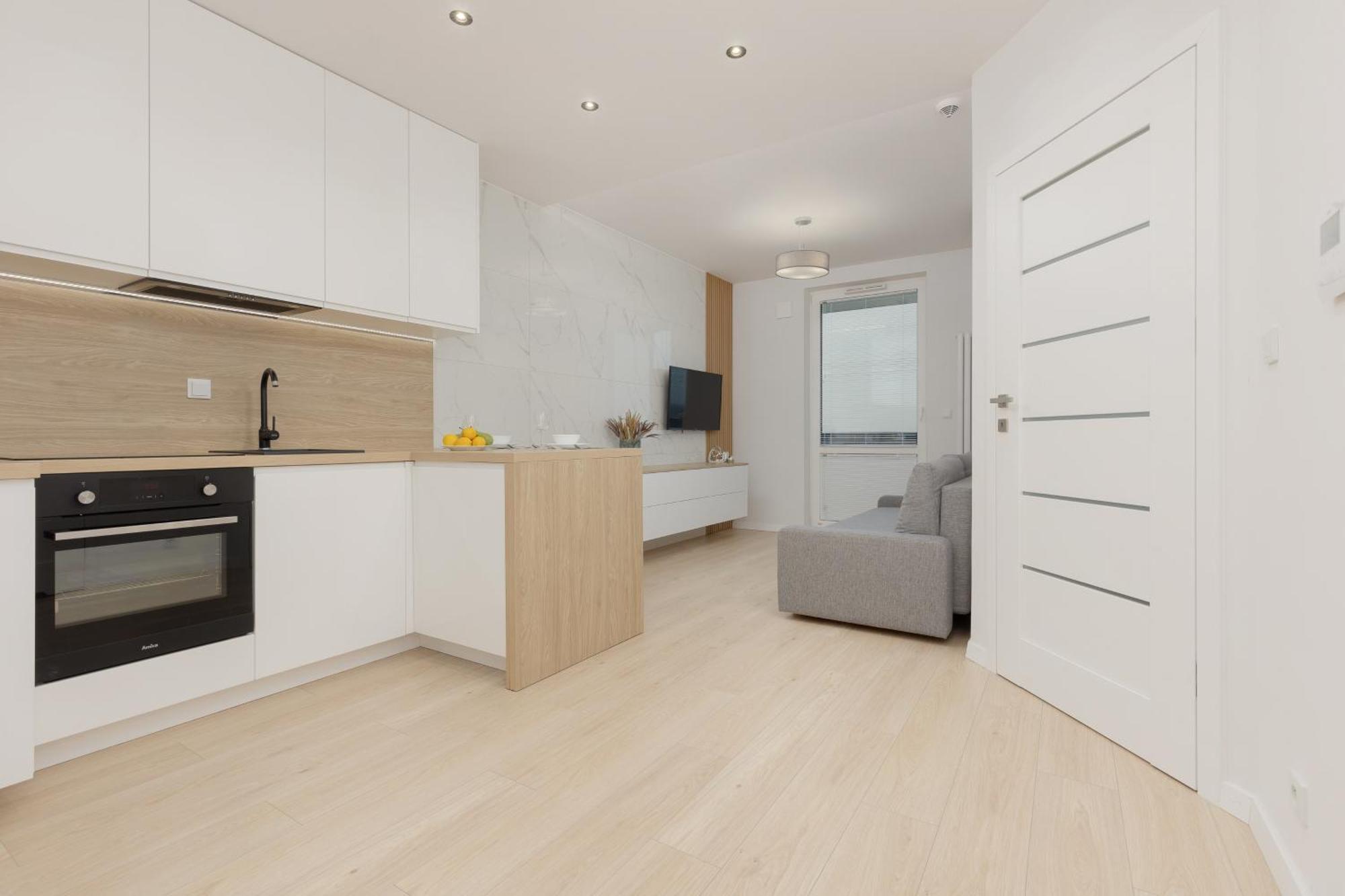 Modern Apartment With Balcony Near Aleje Jerozolimskie By Noclegi Renters Warschau Exterior foto