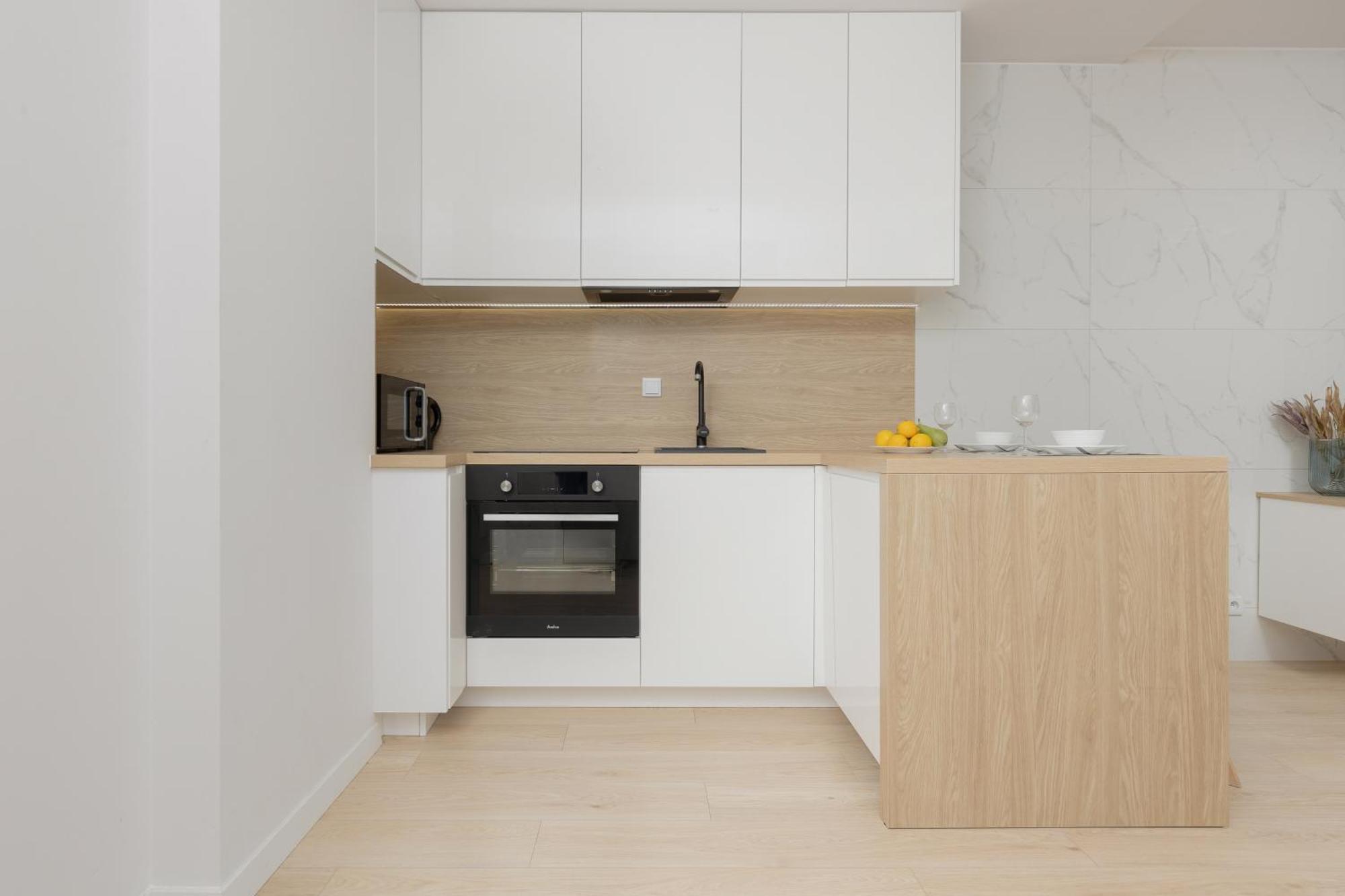 Modern Apartment With Balcony Near Aleje Jerozolimskie By Noclegi Renters Warschau Exterior foto
