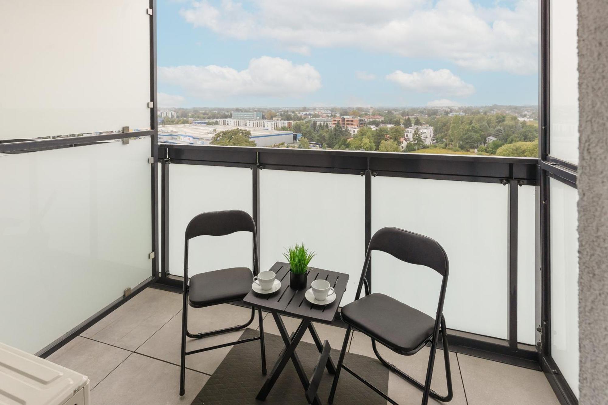 Modern Apartment With Balcony Near Aleje Jerozolimskie By Noclegi Renters Warschau Exterior foto